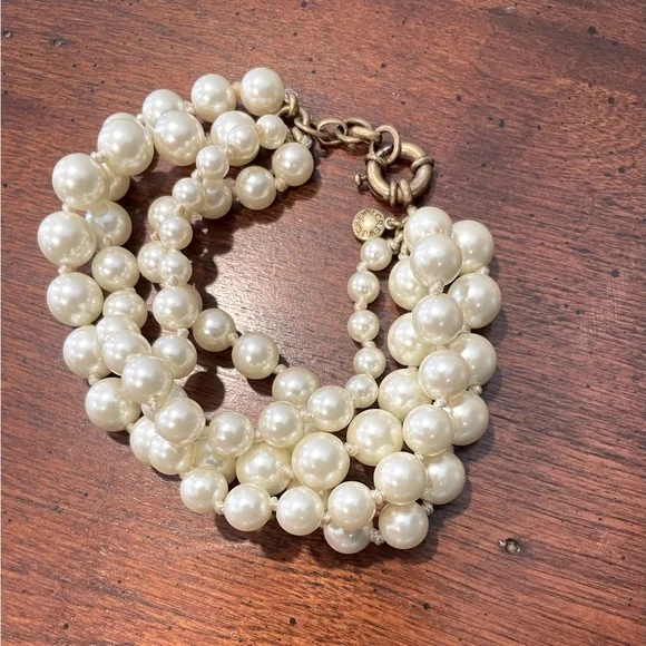 J. Crew multi-strand pearl bracelet with gold clasp - Picture 2 of 3